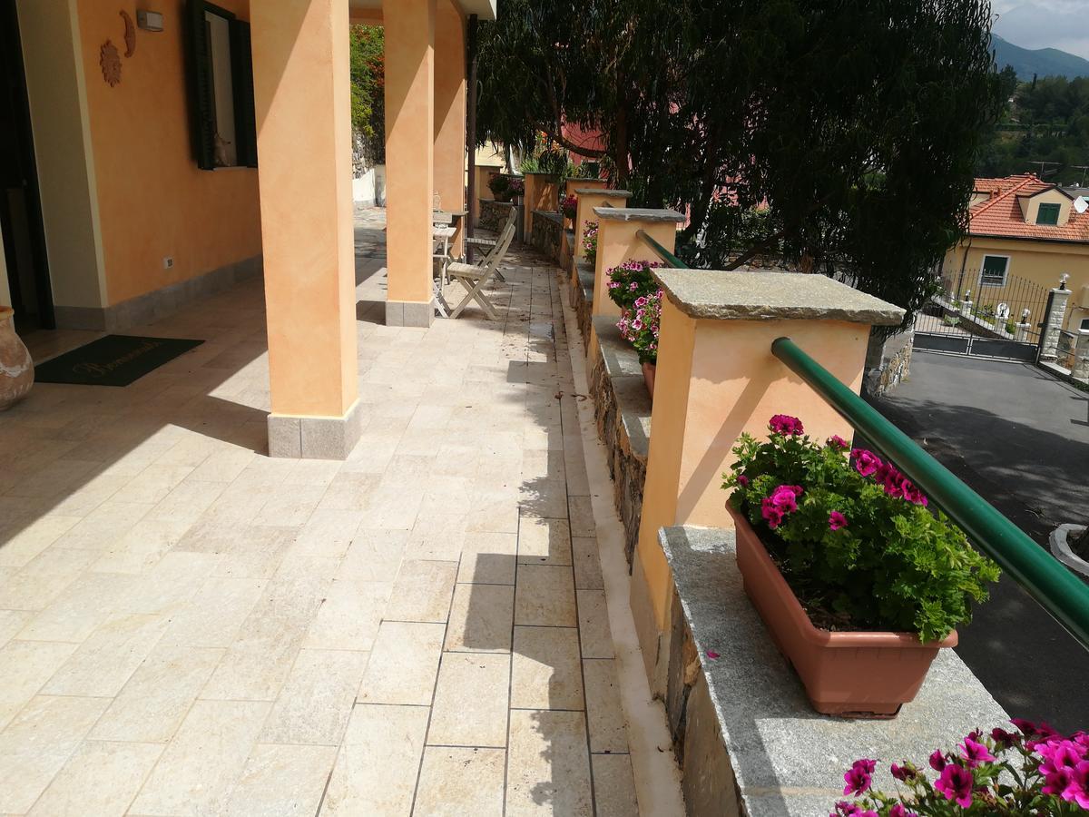 Bed and Breakfast La Campagnetta Алассио Экстерьер фото