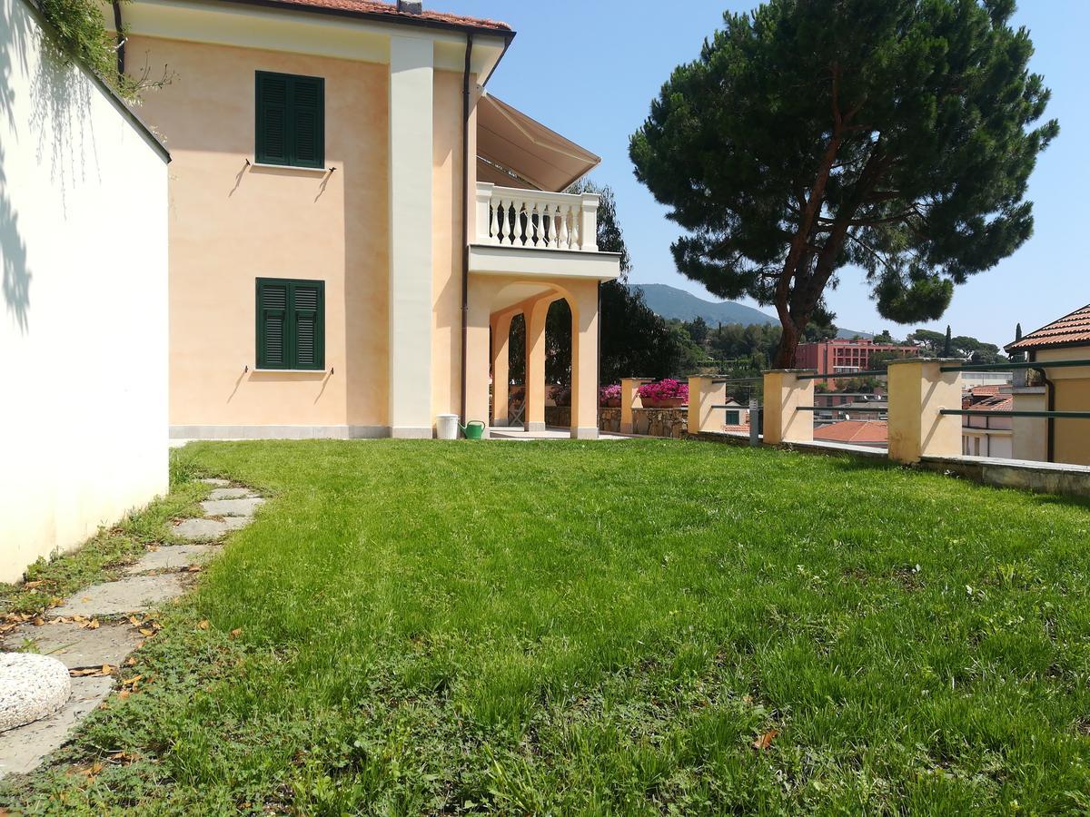Bed and Breakfast La Campagnetta Алассио Экстерьер фото